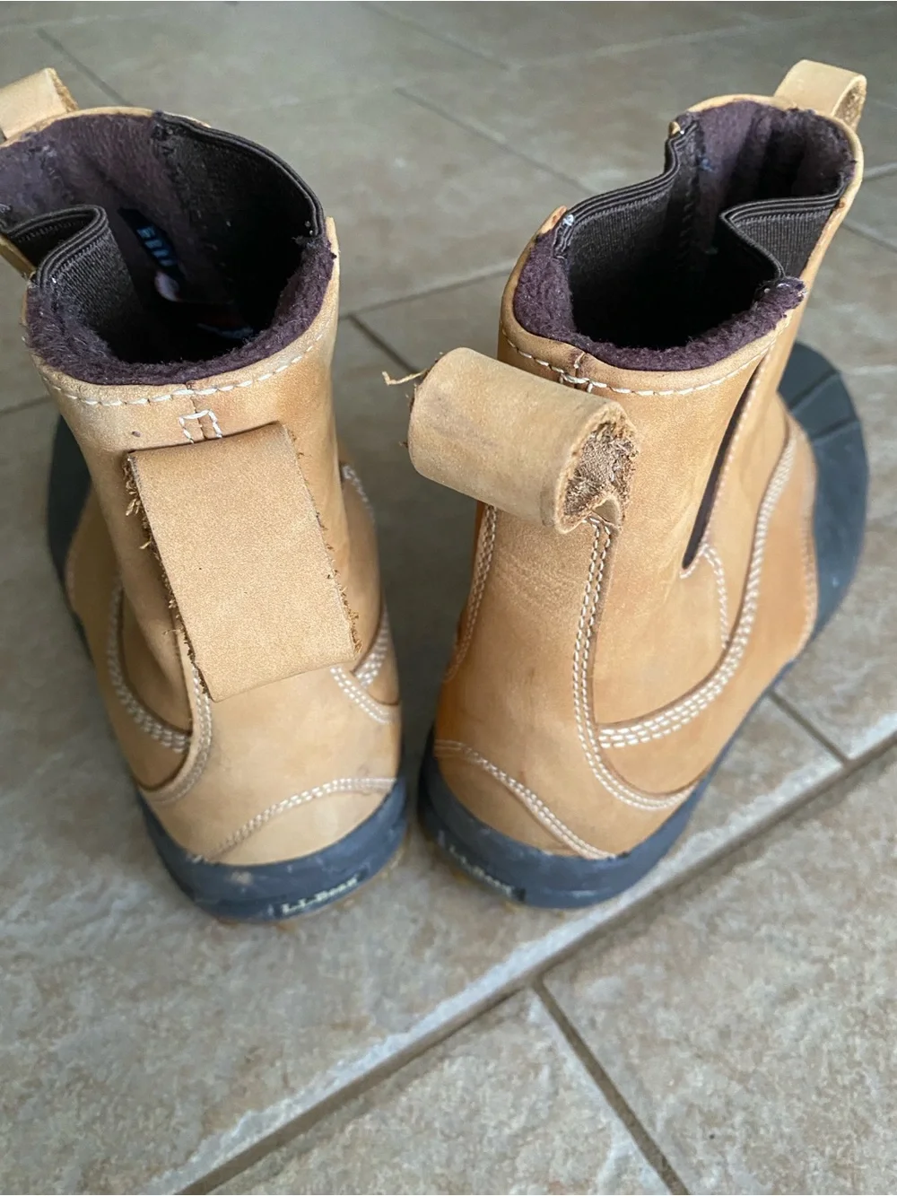 L.L.Bean Men's Storm Chaser Chelsea Boots 10.5 M Waterproof Gorpcore Duck Winter